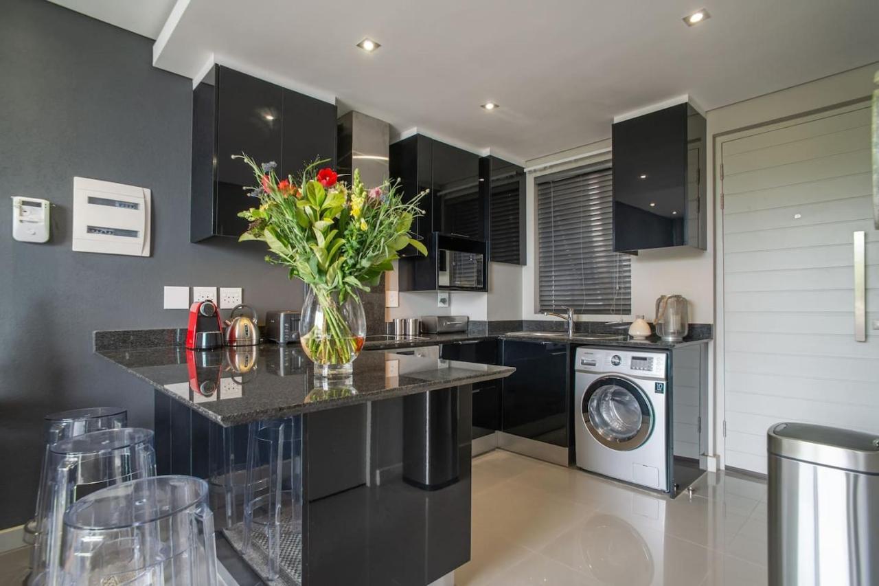 Lux Andringa Walk Apartments สเตลเลนบอช ภายนอก รูปภาพ