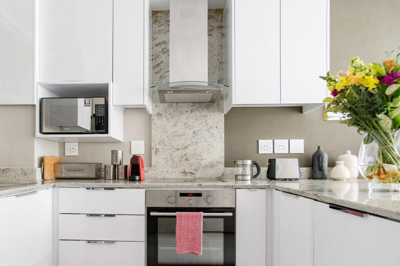 Lux Andringa Walk Apartments สเตลเลนบอช ภายนอก รูปภาพ