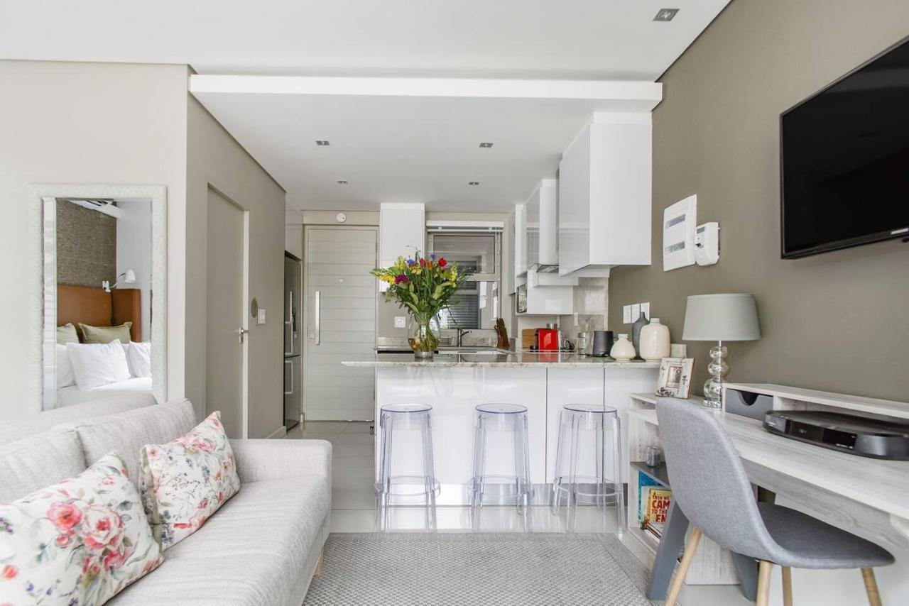 Lux Andringa Walk Apartments สเตลเลนบอช ภายนอก รูปภาพ